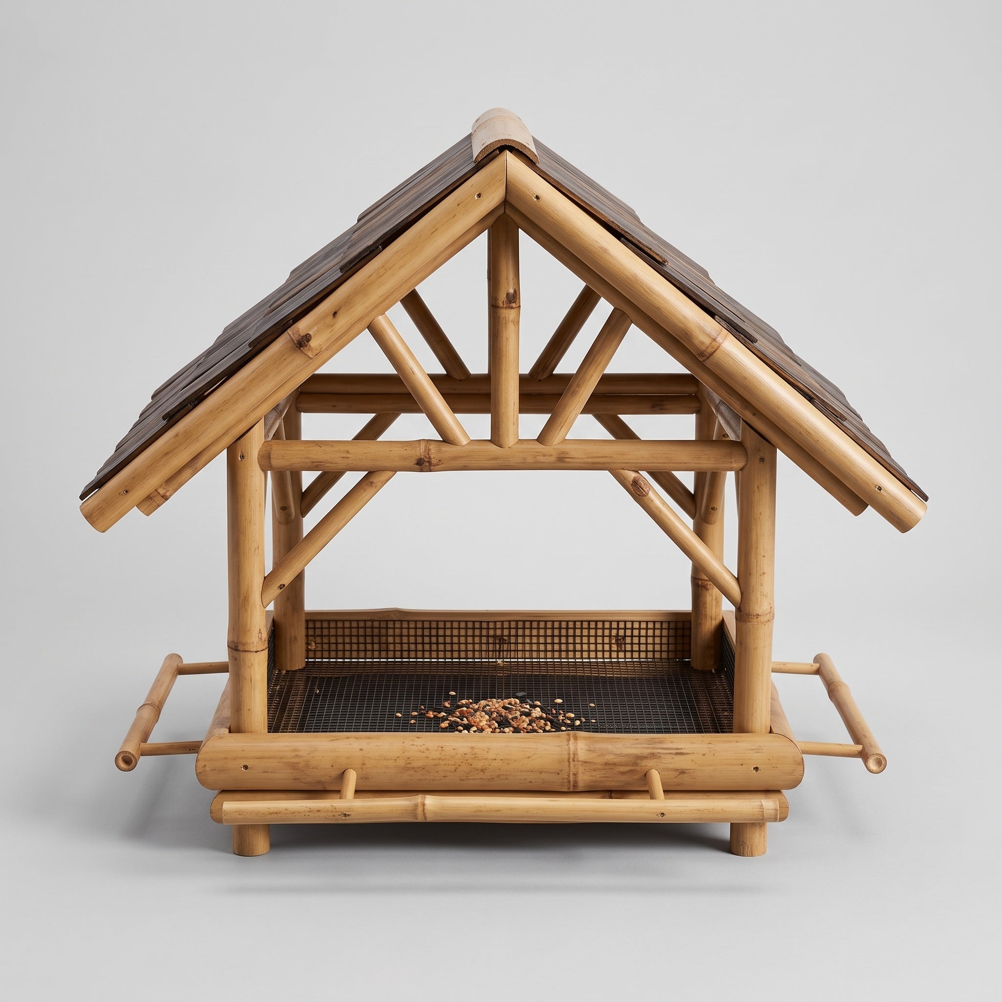 Bamboo Bird Feeding Station: Weatherproof Roof