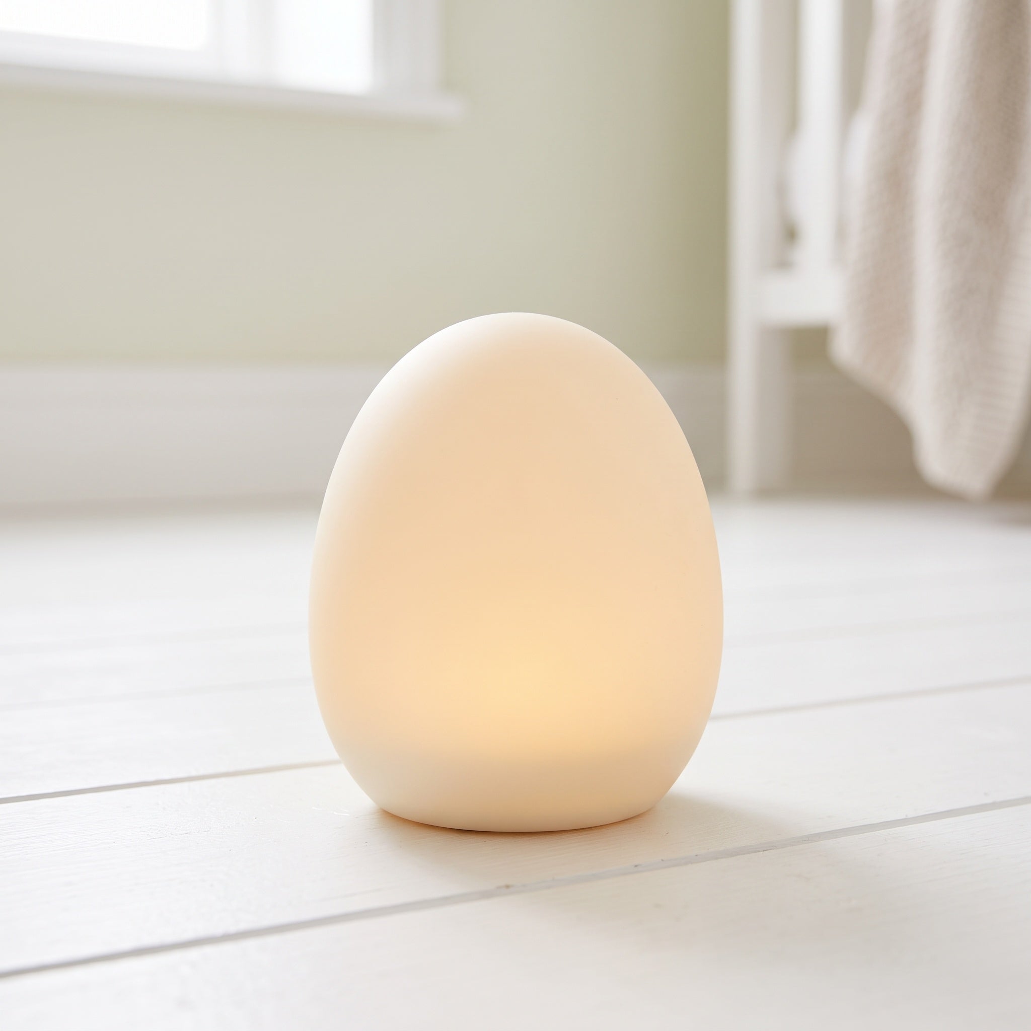 Nursery Night Light: Silicone, Rechargeable